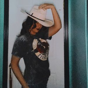 Meet your Posher, Laney